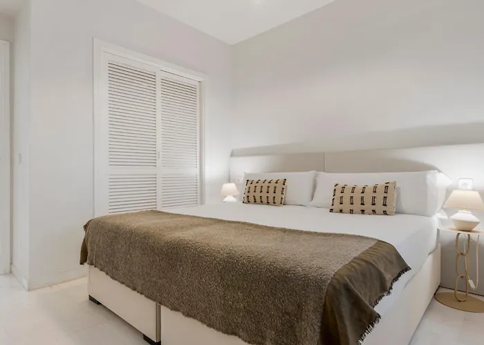 3 En Gaviotas Ref G1 209 Marbella